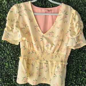 FLORAL VNECK PUFF SLEEVE TOP